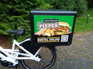 noord belettering Pieper full colour sticker op fietsbak Zuidlaren prijs op aanvraag