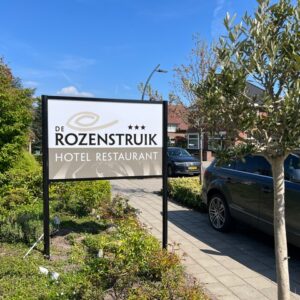 Hotel de Rozenstruik - richtprijs 700,-